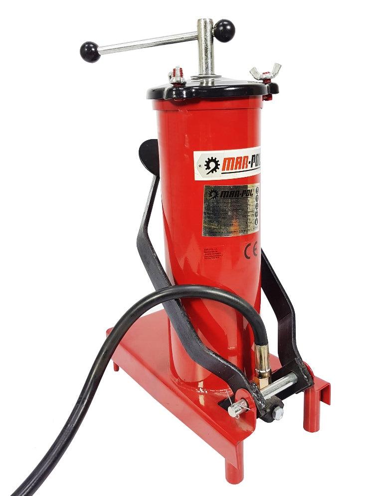 Pompa de gresat manuala 3 Litri cu furtun 4 metri si capete incluse Gresor manual 3 litri - Bjc tools