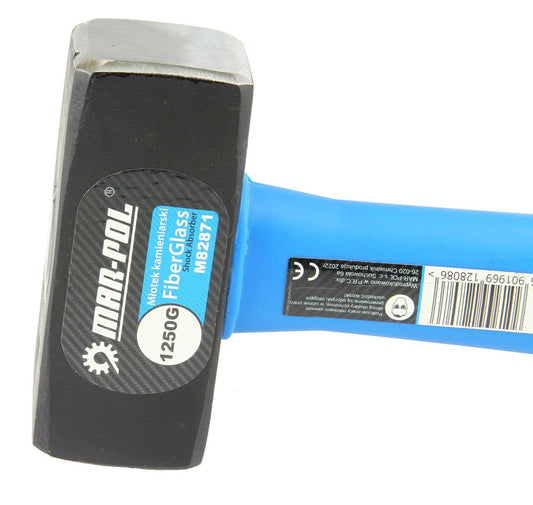 Ciocan 1250 Gr cu maner din fibra