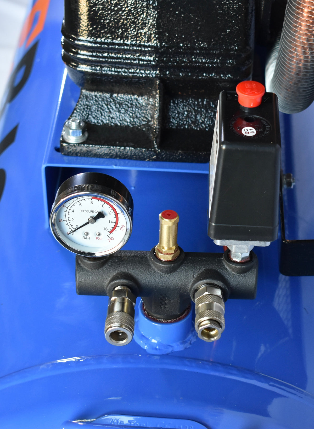 Compresor aer profesional 200 litri 860L/min 380v
