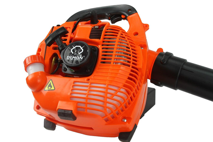 Suflanta frunze pe benzină, suflanta frunze și zapada cu motor benzina - Bjc tools