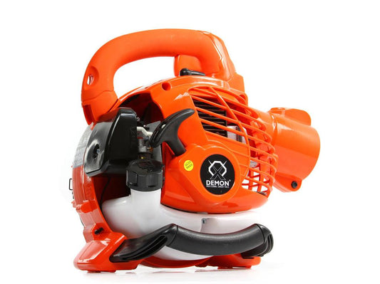 Suflanta frunze pe benzina