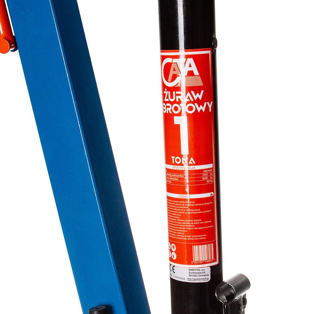 MACARA PIVOTANTĂ/GIRAFA 1 tona - detaliu etichetă cu capacitate de 1 tonă pe brațul macaralei